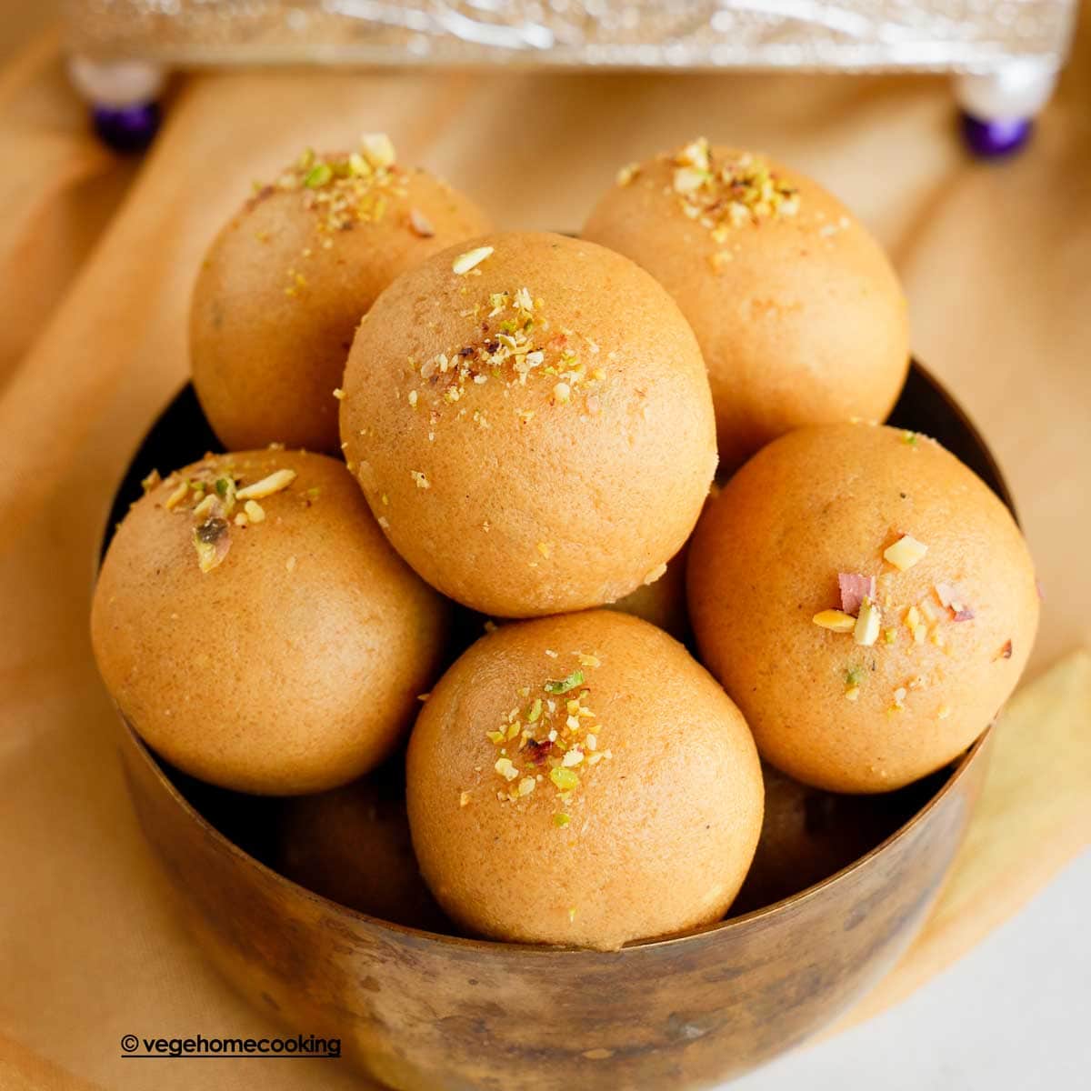 SWEETS BESAN LADU KG